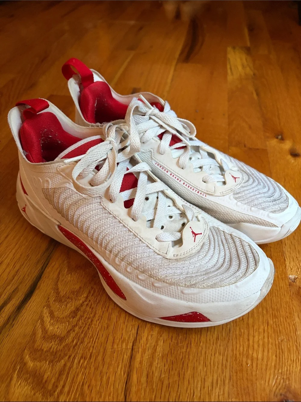 Jordan Luka 1, Fire Red